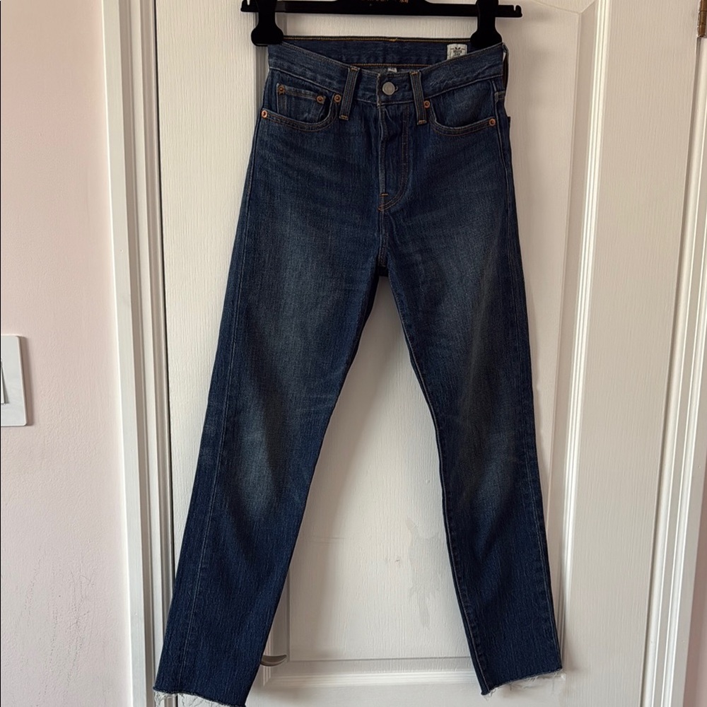 Dark Blue Denim Jeans Levi’s size 24